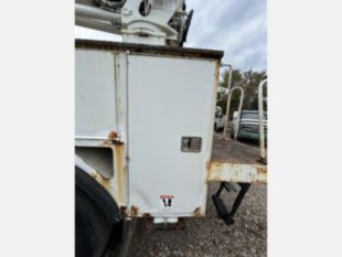 Terex Commander 4047 Digger Derrick on 2015 Freightliner M2106 4x2