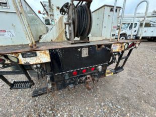 Terex Commander 4047 Digger Derrick on 2015 Freightliner M2106 4x2