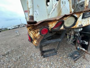 Terex Commander 4047 Digger Derrick on 2015 Freightliner M2106 4x2