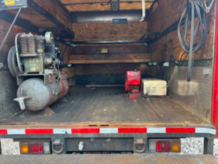 2000 ISUZU NPR 4x2 Box Truck