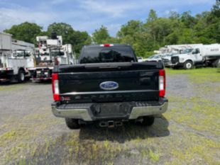 2017 Ford F-350 Crew Cab Powerstroke Diesel 4x4 Pickup Truck