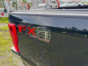 2017 Ford F-350 Crew Cab Powerstroke Diesel 4x4 Pickup Truck