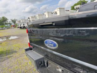 2017 Ford F-350 Crew Cab Powerstroke Diesel 4x4 Pickup Truck