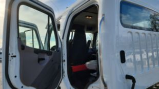 2013 Freightliner M2106 Crew Cab 4x4 Cab & Chassis