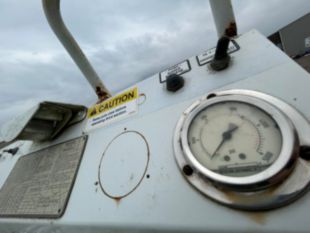 Terex Commander 4047 Digger Derrick on 2015 Freightliner M2106 4x2