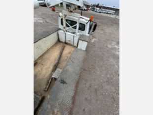 Terex Commander 4047 Digger Derrick on 2015 Freightliner M2106 4x2