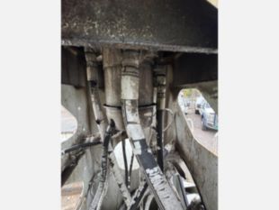 Terex Commander 4047 Digger Derrick on 2015 Freightliner M2106 4x2