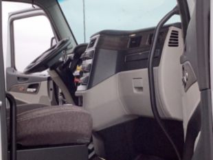 2025 Peterbilt 567 8x4 16' Ox Bodies Dump Truck