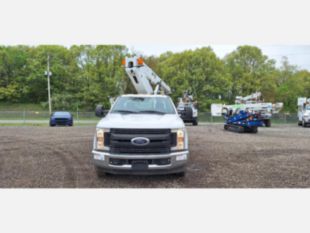 2017 Ford F-350 Gas Powered 4x2 Duralift DTS-29 Telecom Bucket Truck