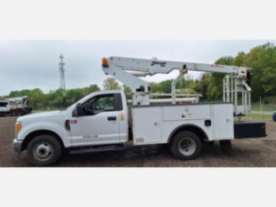 2017 Ford F-350 Gas Powered 4x2 Duralift DTS-29 Telecom Bucket Truck