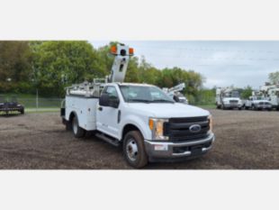 2017 Ford F-350 Gas Powered 4x2 Duralift DTS-29 Telecom Bucket Truck