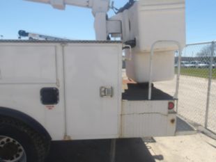 2016 Dodge 5500 Hemi Powered, 4x4 "2005" Terex TL-38 Bucket Truck