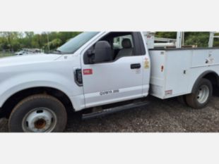 2017 Ford F-350 Gas Powered 4x2 Duralift DTS-29 Telecom Bucket Truck