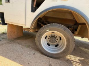 Versalift Telecom Aerial Device Cable Placer on 2018 Ford F550 4x2