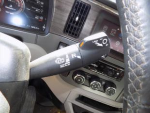 2025 Peterbilt 567 Tri-Drive Tornado F4 Hydrovac Truck