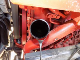 2025 Peterbilt 567 Tri-Drive Tornado F4 Hydrovac Truck
