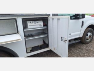 2017 Ford F-350 Gas Powered 4x2 Duralift DTS-29 Telecom Bucket Truck