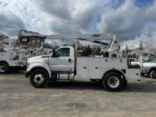 Versalift VTP-40-NE Cable Placer on 2019 Ford F750 4x2