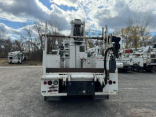 Versalift VTP-40-NE Cable Placer on 2019 Ford F750 4x2