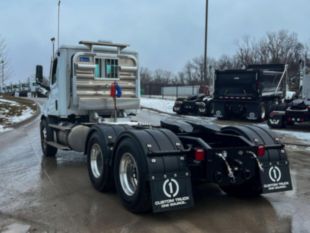 2024 Freightliner Cascadia 6x4 Road Tractor