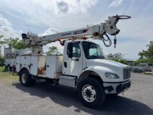 2017 Freightliner M2 Diesel 4x4 Terex Commander 4047 Digger Derrick Truck