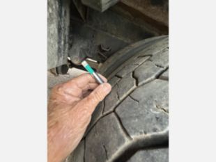 Terex Commander 4047 Digger Derrick on 2015 Freightliner M2106 4x2