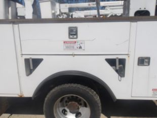 2016 Dodge 5500 Hemi Powered, 4x4 "2005" Terex TL-38 Bucket Truck