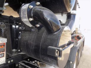 2025 Peterbilt 567 Tri-Drive Tornado F4 Hydrovac Truck