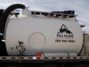 2025 Peterbilt 567 Tri-Drive Tornado F4 Hydrovac Truck
