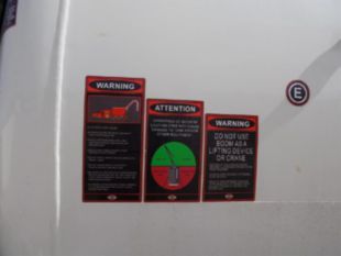 2025 Peterbilt 567 Tri-Drive Tornado F4 Hydrovac Truck