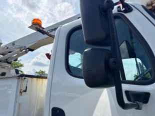 2017 Freightliner M2 Diesel 4x4 Terex Commander 4047 Digger Derrick Truck