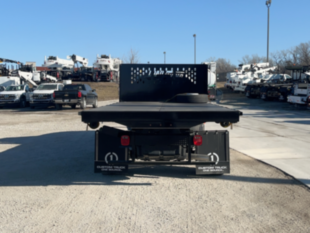 2026 RAM 5500 4x4 16' Load King Flatbed Truck