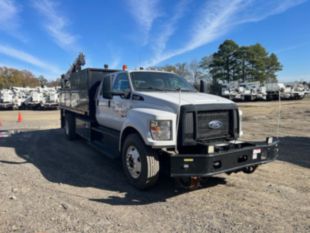 2016 Ford F-750 4x2 Hi-Rail Service Truck