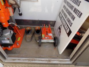 2025 Peterbilt 567 Tri-Drive Tornado F4 Hydrovac Truck