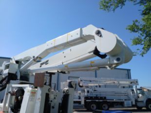 2019 SDP EZHANDLER-DPM2-47 Track Track Bucket Truck