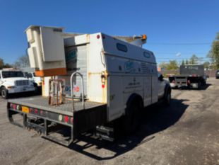 2006 Ford F-450 Gas Powered 4x2 Armlift Bucket Truck