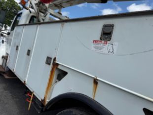 2017 Freightliner M2 Diesel 4x4 Terex Commander 4047 Digger Derrick Truck