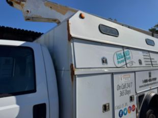 2006 Ford F-450 Gas Powered 4x2 Armlift Bucket Truck
