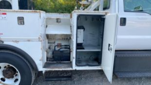 2019 Ford F-750 4x2 Versalift VTP-40-NE Cable Placer