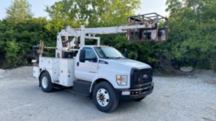 2019 Ford F-750 4x2 Versalift VTP-40-NE Cable Placer
