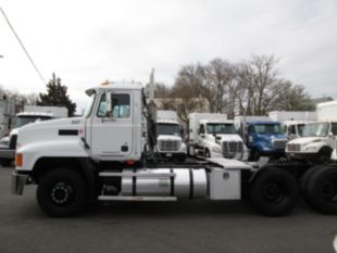 2003 Mack CH613 Diesel 6x4 Day Cab Tractor