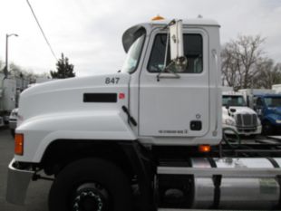 2003 Mack CH613 Diesel 6x4 Day Cab Tractor