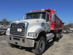 2016 Mack GU-713 Tri-Axle Dump Truck