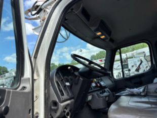 2016 Freightliner M2 Diesel 4x4 Terex Commander 4047 Digger Derrick Truck