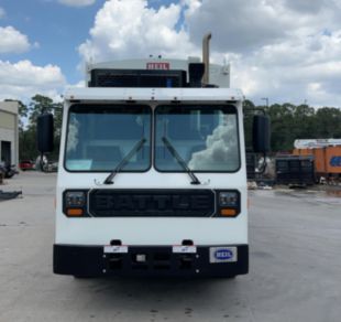 25 cu yd 350 hp Tandem Axle Rear Loader