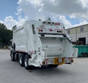 25 cu yd 350 hp Tandem Axle Rear Loader