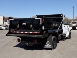 2022 Chevrolet 6500 4x2 10' Load King Dump Truck