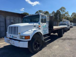 1998 Int'l 4700 Flat Bed Truck