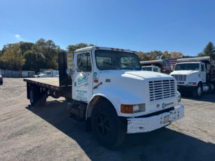 1998 Int'l 4700 Flat Bed Truck