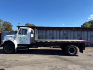1998 Int'l 4700 Flat Bed Truck
